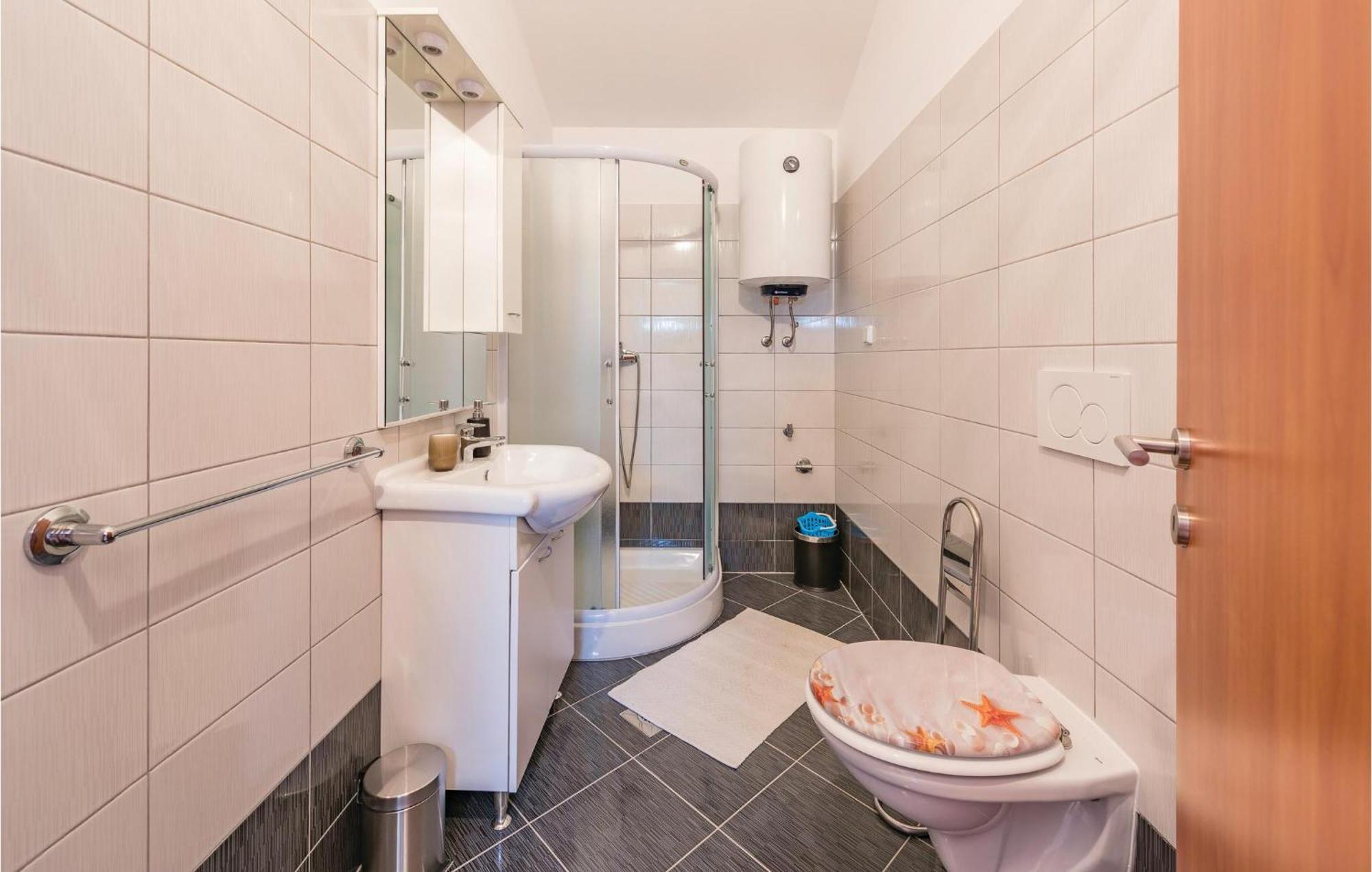 Awesome Home In Zminj With Wifi Exterior photo